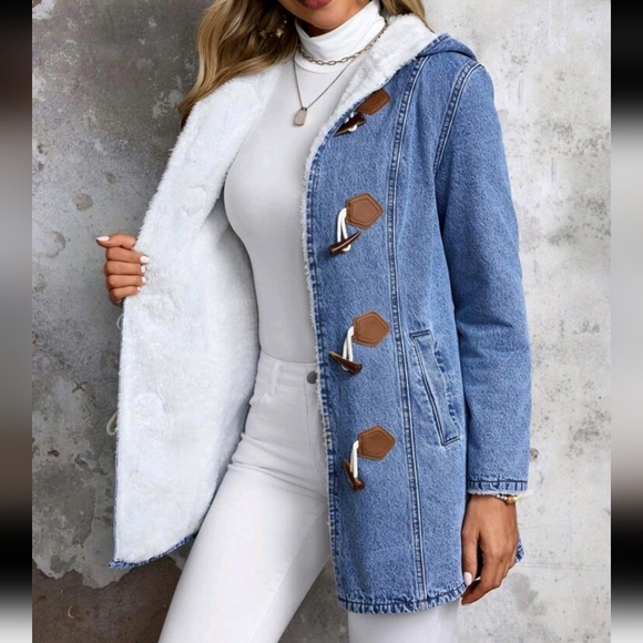 Women's Fall/Winter Long Sleeve Hooded Denim Jacket With Button Closure - Picture 2 of 6